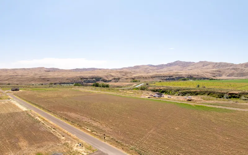 VACANT LOT FOR SALE IN BETWEEN CODY AND POWELL #8