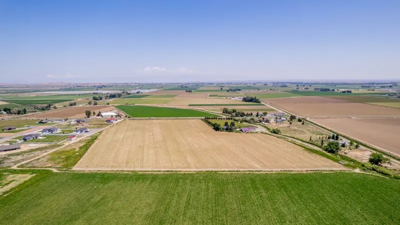 POWELL WYOMING CREEK FRONT PROPERTY #62