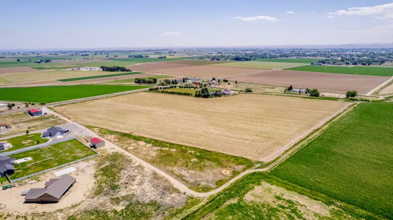 POWELL WYOMING CREEK FRONT PROPERTY #63