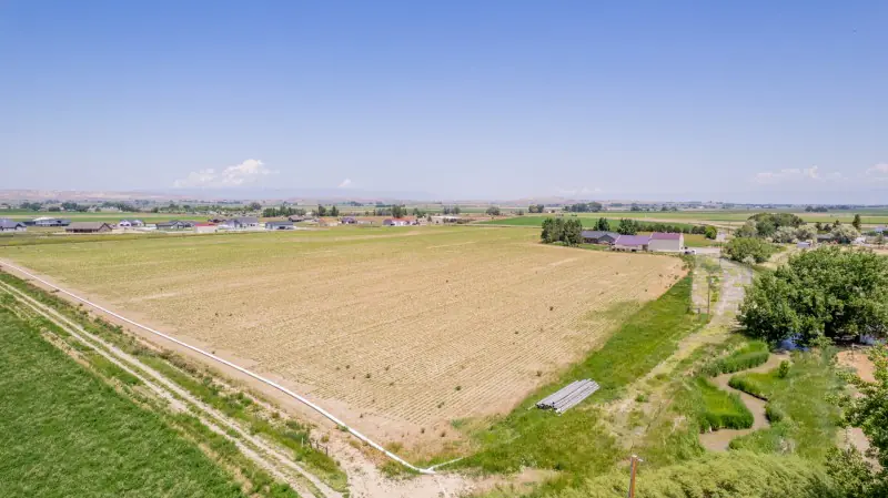 POWELL WYOMING CREEK FRONT PROPERTY #67