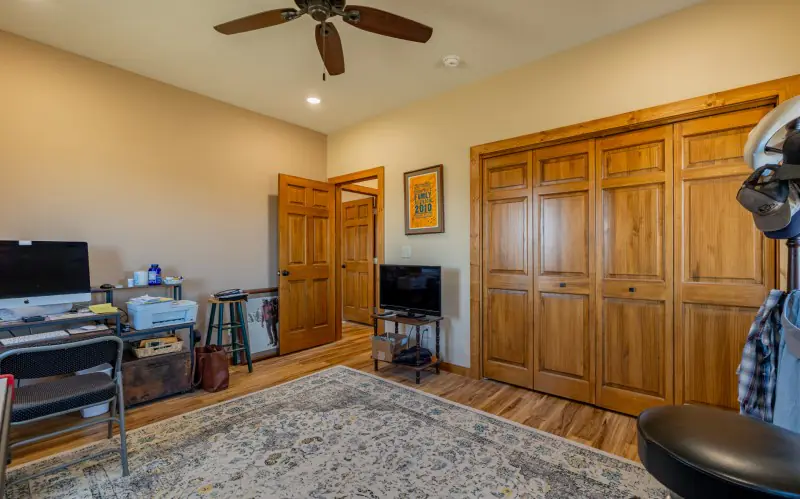 DEAVER WYOMING BARNDOMINIUM #17