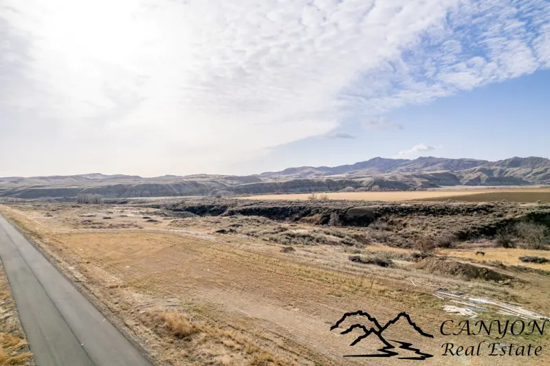 CREEK FRONTAGE LAND FOR SALE #3