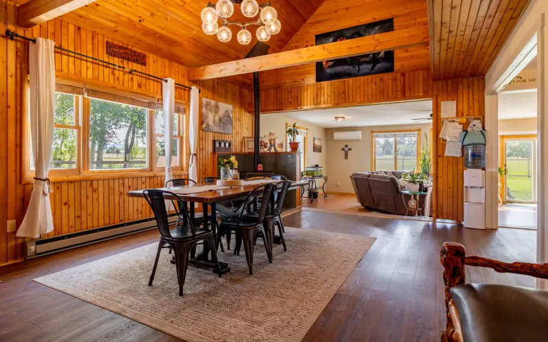 WYOMING COUNTRY HOME CODY #10