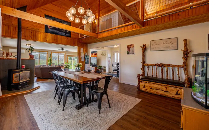 WYOMING COUNTRY HOME CODY #11