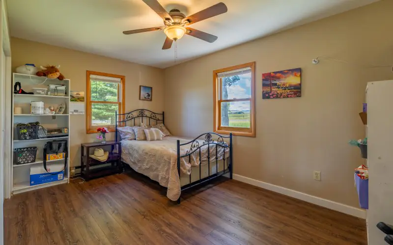 WYOMING COUNTRY HOME CODY #16