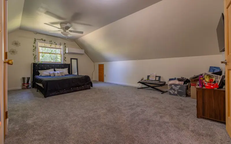 WYOMING COUNTRY HOME CODY #23