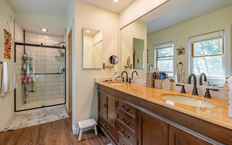 WYOMING COUNTRY HOME CODY #29