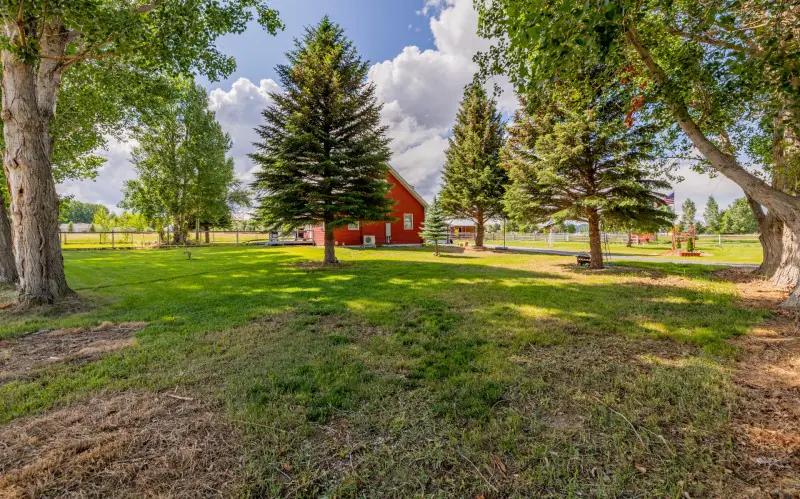 WYOMING COUNTRY HOME CODY #39