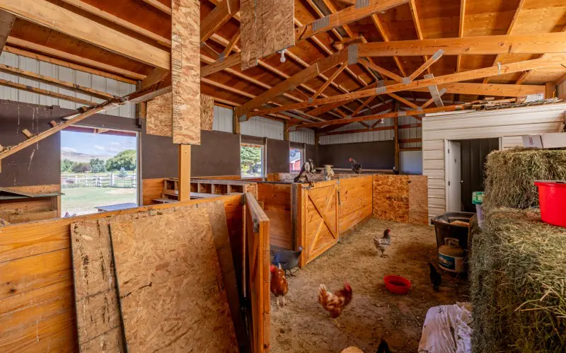 WYOMING COUNTRY HOME CODY #44