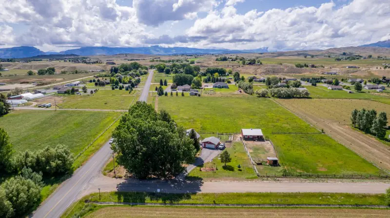 WYOMING COUNTRY HOME CODY #46