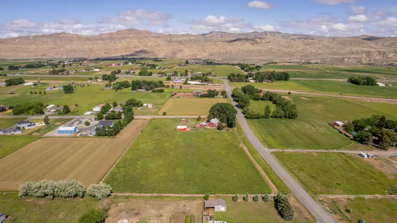 WYOMING COUNTRY HOME CODY #51