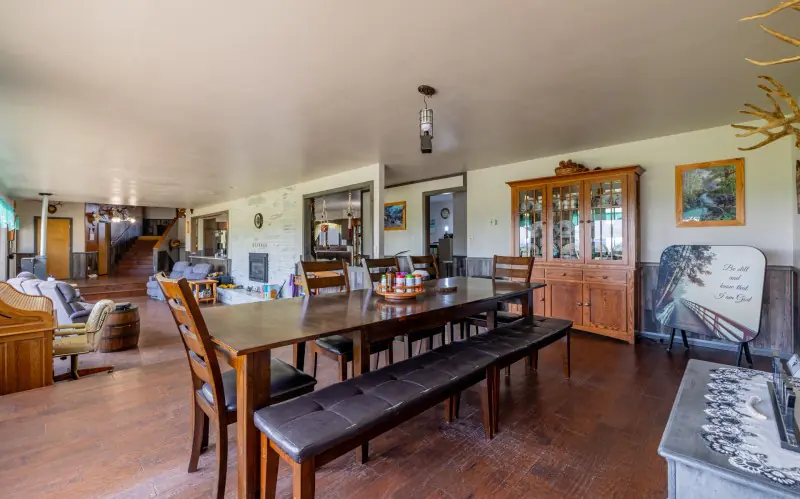 WYOMING COUNTRY ESCAPE #9