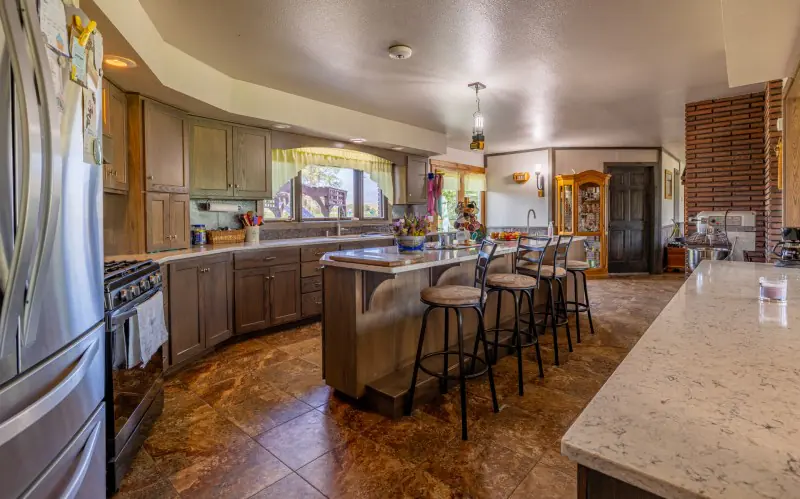 WYOMING COUNTRY ESCAPE #13