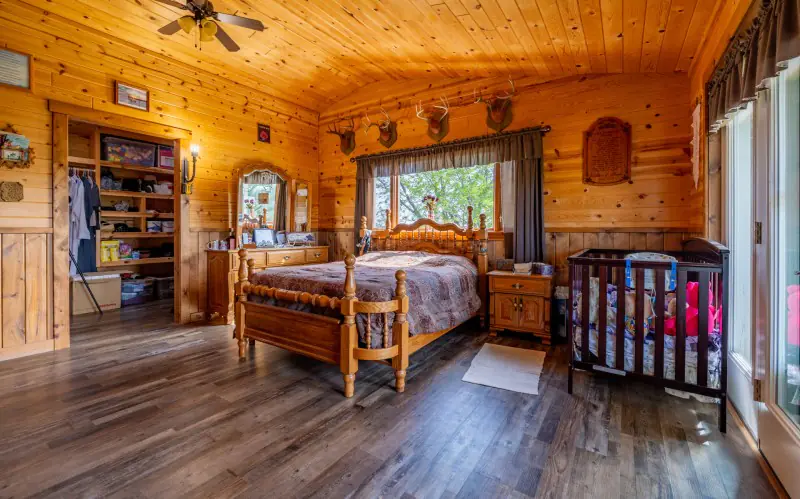 WYOMING COUNTRY ESCAPE #19