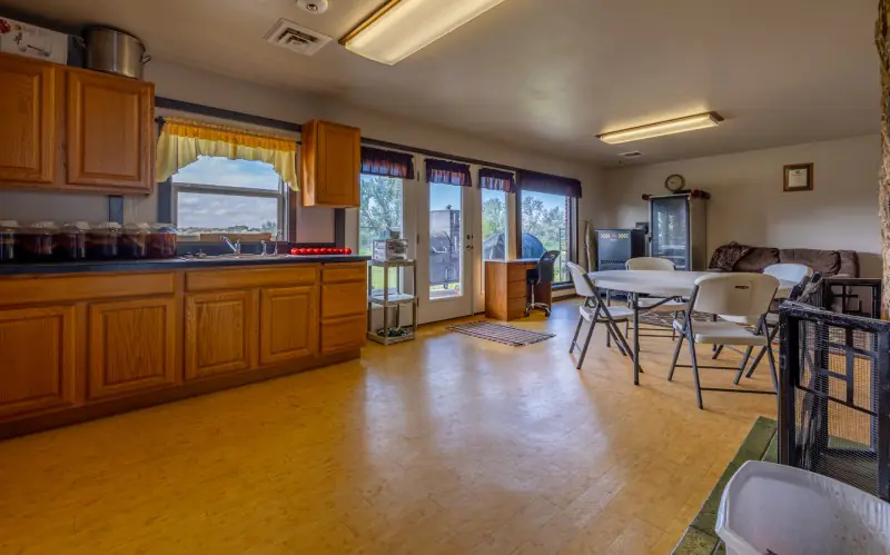 WYOMING COUNTRY ESCAPE #37