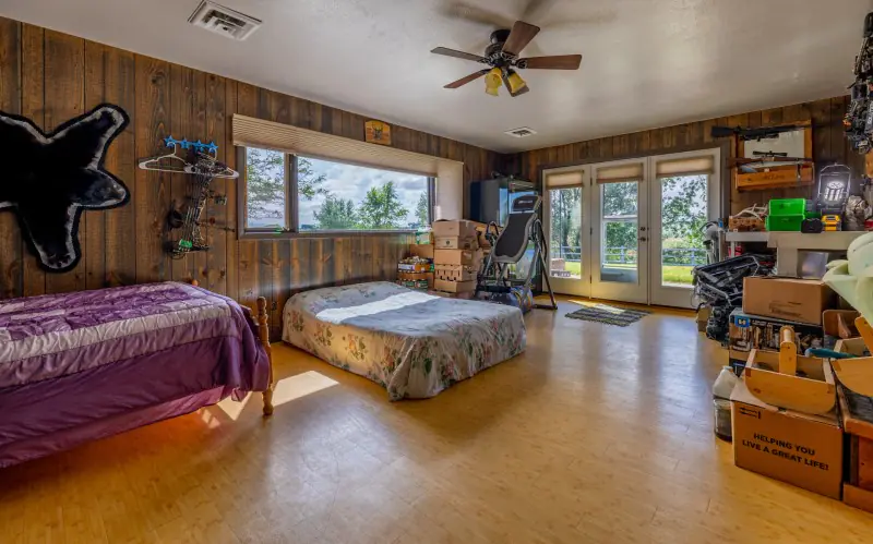 WYOMING COUNTRY ESCAPE #47