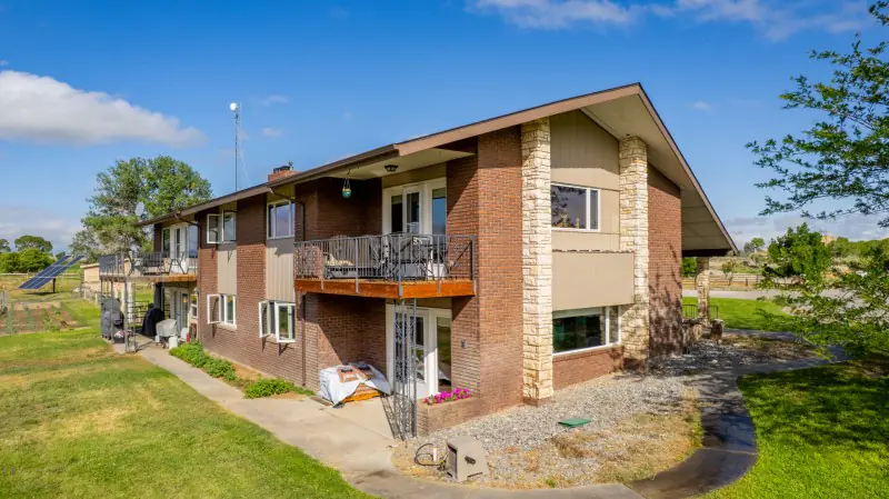 WYOMING COUNTRY ESCAPE #61