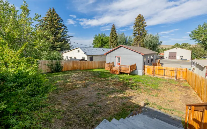 HOME FOR SALE MEETEETSE WYOMING #26