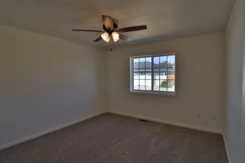 BEAUTIFUL NEW HOME IN POWELL, WY #14